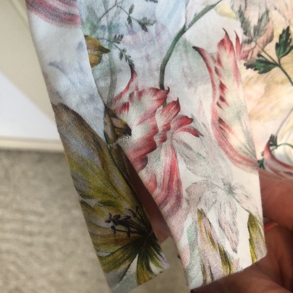 H&M Womans Floral Jeans Size 8 - Picture 4 of 7